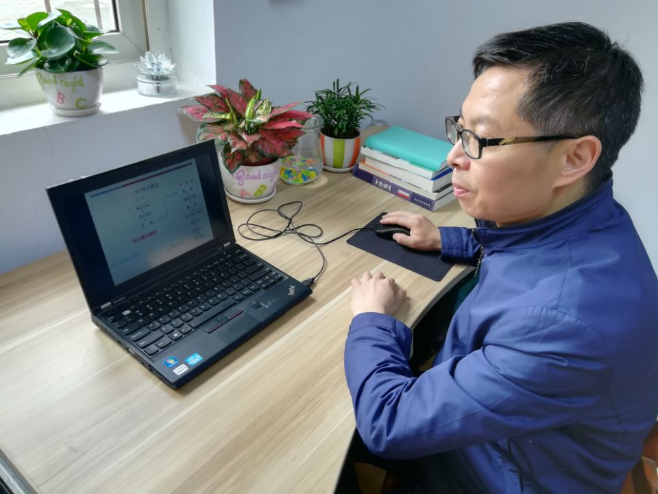 趙萬(wàn)華老師.jpg