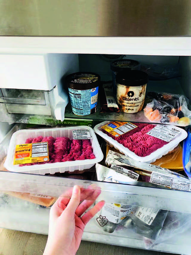 就讀于美國紐約福特漢姆大學的申詩在疫情期間儲備的食物-2.jpg