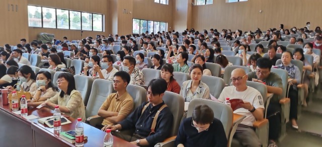 活動現(xiàn)場圖?；顒臃焦﹫D.jpg